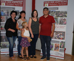 
Foto: Orts-u.Bezirksleiterin Mag. Ingrid Sturm, Marion Moldovan, Vicky Sturm, Dorin Moldovan.