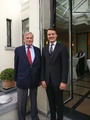 der Ohlsdorfer Europa-Gemeinderat David Lugmayr mit EU-Botschafter Walter Grahammer