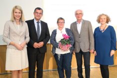 Als zweite, ehrenamtlich geführte Bibliothek in Oberösterreich, erhielt die Öffentliche Bibliothek Vorchdorf am 27.9. die Qualitätsbestätigung und das Qualitätssiegel verliehen.