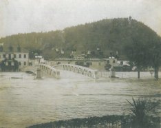 Hauptbrücke_Hochwasser_1899