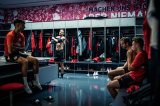 Die Spieler rund um Andreas Ulmer machen sich für den ersten Auftritt in der Champions League bereit 
Fotorechte: © Red Bull Content Pool / Markus Berger