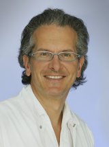Prim. Dr. Bernhard Mayr, Leiter der Abteilung für Innere Medizin im Salzkammergut Klinikum Gmunden.