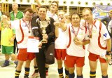 Die Fußballmannschaft aus Regau wurde Landesmeister bei der Hallenmeisterschaft -- Bildhinweis: Lebenshilfe Oberösterreich