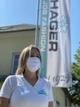 Daniela Brückler, Inhaberin von Hager Job Fashion: „Unsere Masken ermöglichen nahezu freie Atmung und sind nachhaltig.“ 
Bildautor: Hager Job Fashion