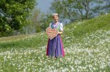 Die amtierende Narzissenkönigin Sabrina Kranabitl freut sich auf die Neuauflage des Blumenfests 2021. 
Foto: Martin Huber/Narzissenfestverein 
