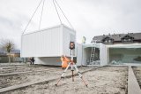 Errichtung des temporären Containerdorfs in St. Wolfgang 
Copyright: Salzburg AG Tourismus 
