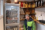 Markus Loidl bietet in seinem Laden Lebensmittel aus der Region an -- Foto : WKO