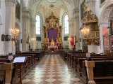 Gottesdienst aus der römisch-katholischen Pfarrkirche Mülln - Salzburg 
© ServusTV / Euro TV