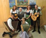 MusikgruppeEinen musikalischen Vorgeschmack auf den Sommer bieten die Wolfgangthaler Stub´n Musi, der Viergesang und Renate Pöllmann am Donnerstag, den 2. Mai 2024 im Salzkammergut Klinikum Bad Ischl.