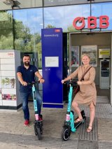 v.l.n.r.: Stefan Heinisch, Projektmanagement Smart Mobility und Manuela Reichert, kaufmännische Geschäftsführung - beide Kulturhauptstadt Bad Ischl ??