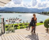 hotel scalaria sunsetwing am wolfgangsee beach club view_credit scalaria.com
