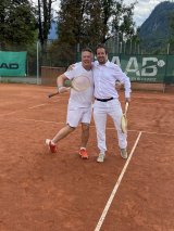 Spaß: Die Freude an der nostalgischen Tenniserfahrung war den Teilnehmern anzumerken. -- Fotos (C) TC Bad Ischl