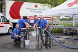 Die Trinkwasser-Verteilkits des OÖ. Roten Kreuzes sorgen für sauberes Wasser. Credit: OÖRK/Schönberger